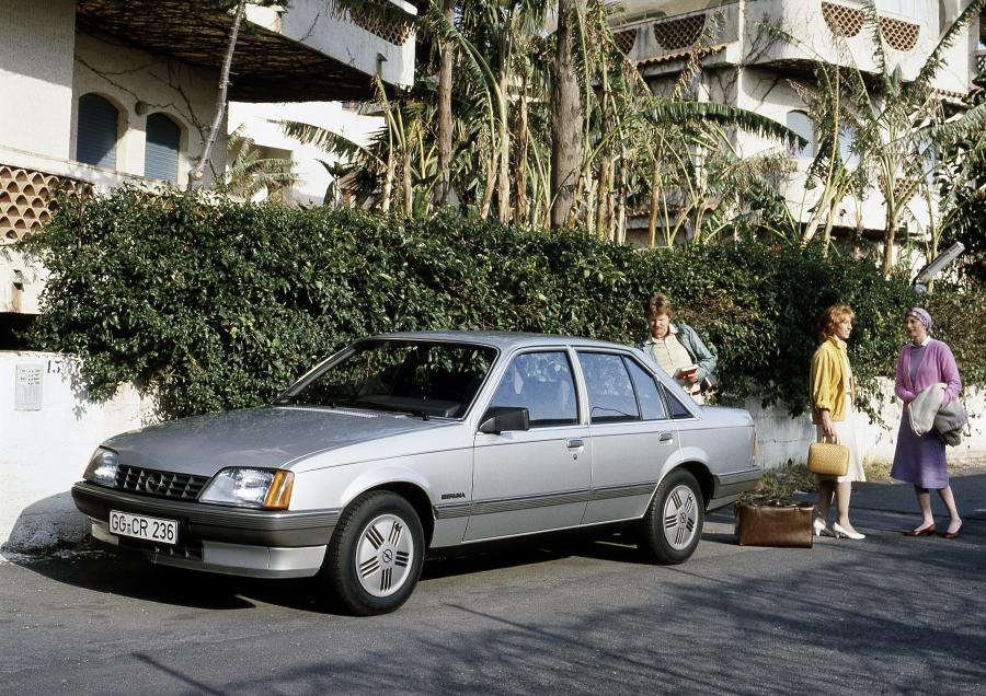  Opel Rekord 1982 года  (фото 5 из 21)